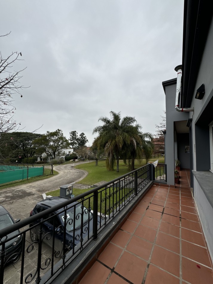 COUNTRY LAS YUNGAS, YERBA BUENA